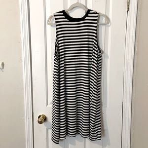 Cute striped dress.